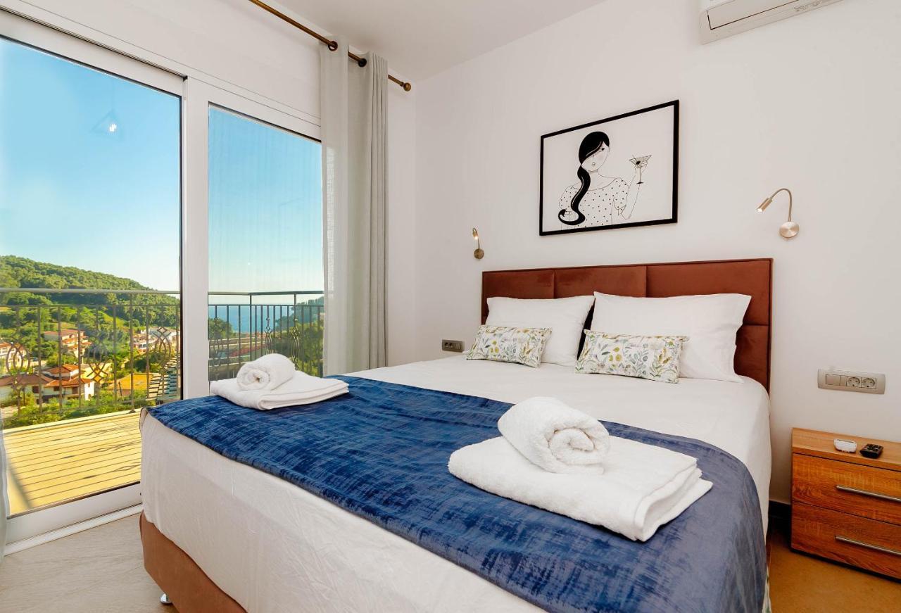 Natura Luxury Suites Parga Bagian luar foto