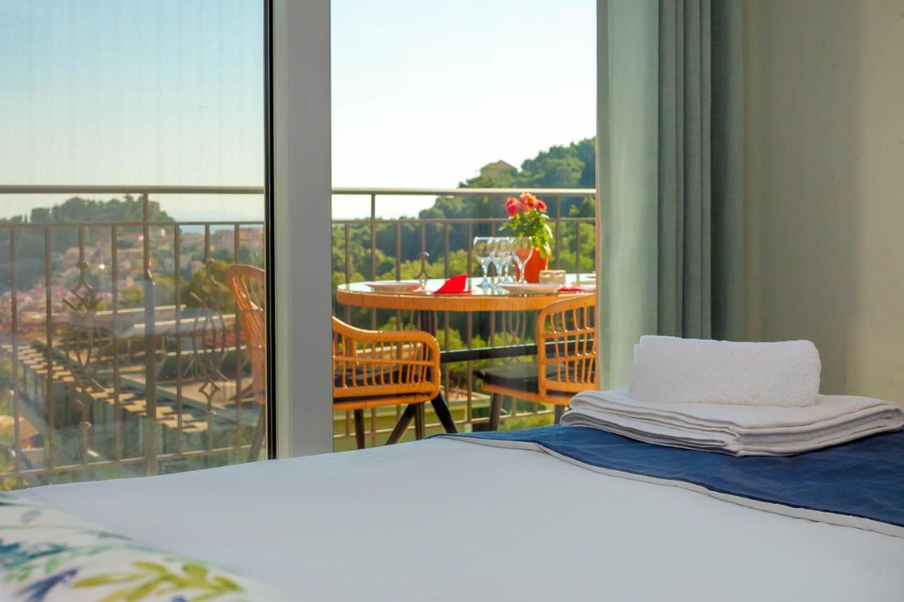 Natura Luxury Suites Parga Bagian luar foto
