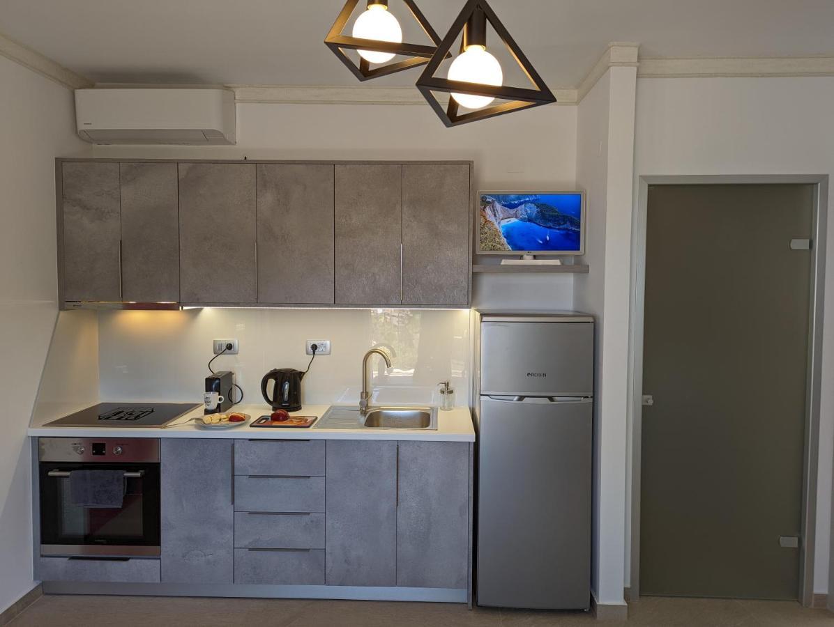 Natura Luxury Suites Parga Bagian luar foto