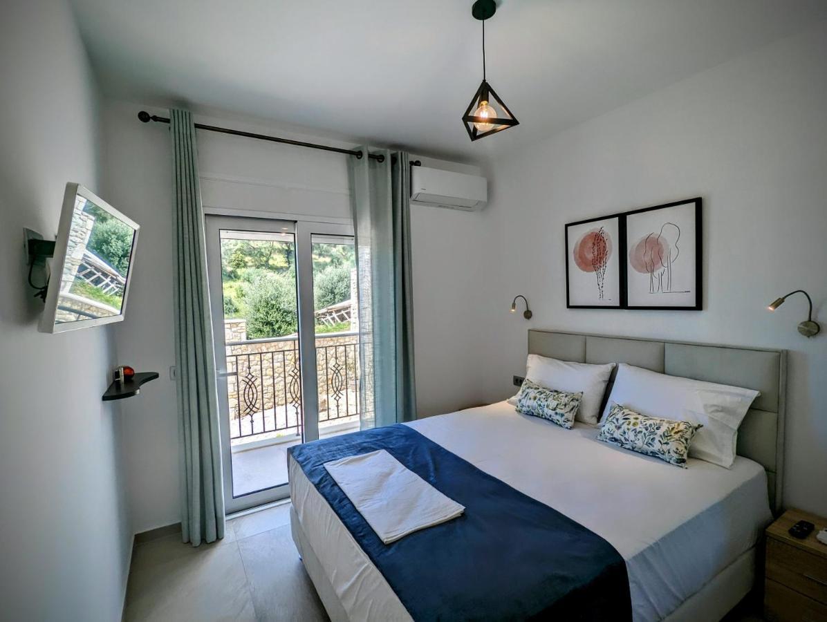 Natura Luxury Suites Parga Bagian luar foto