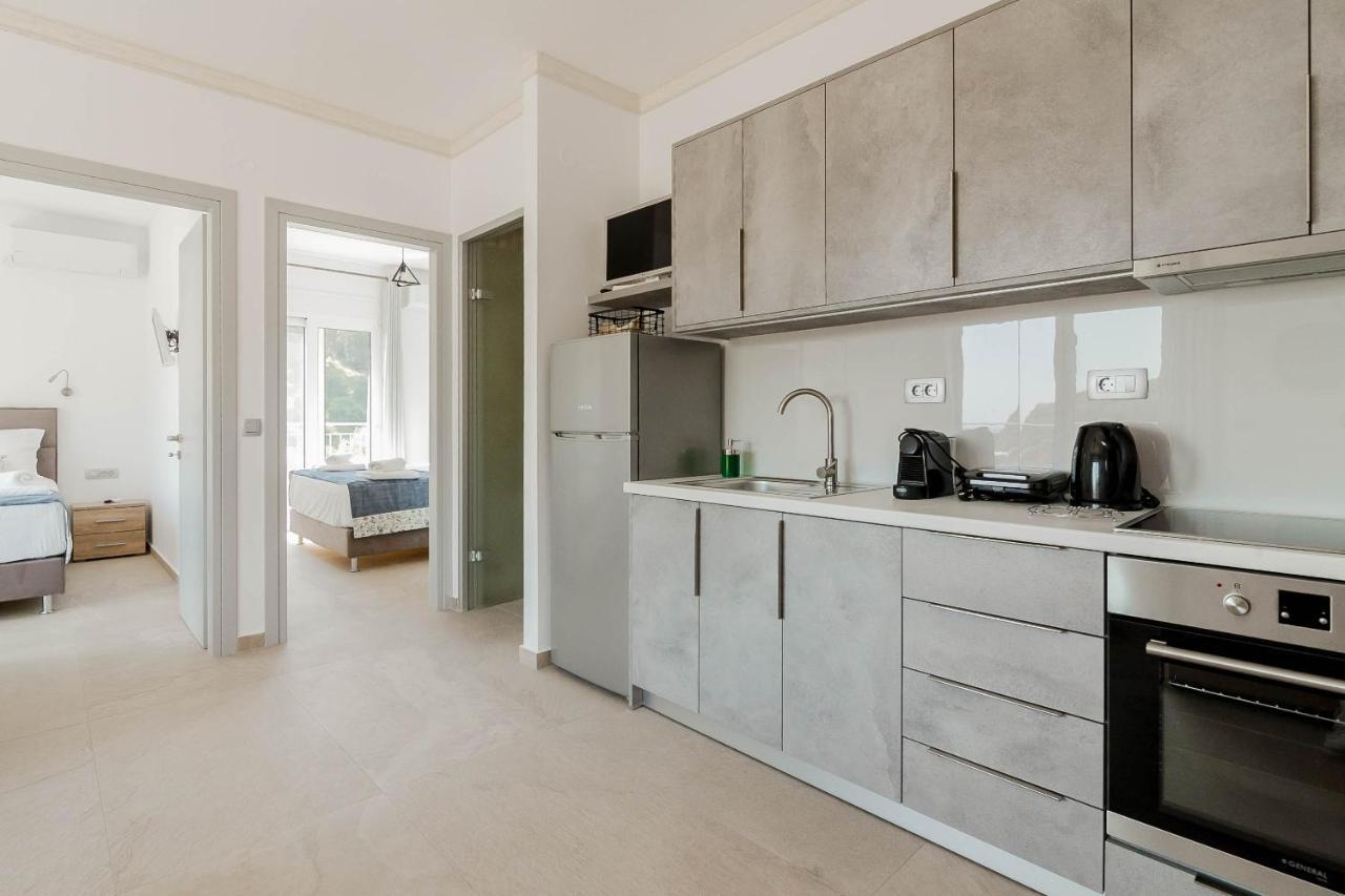Natura Luxury Suites Parga Bagian luar foto