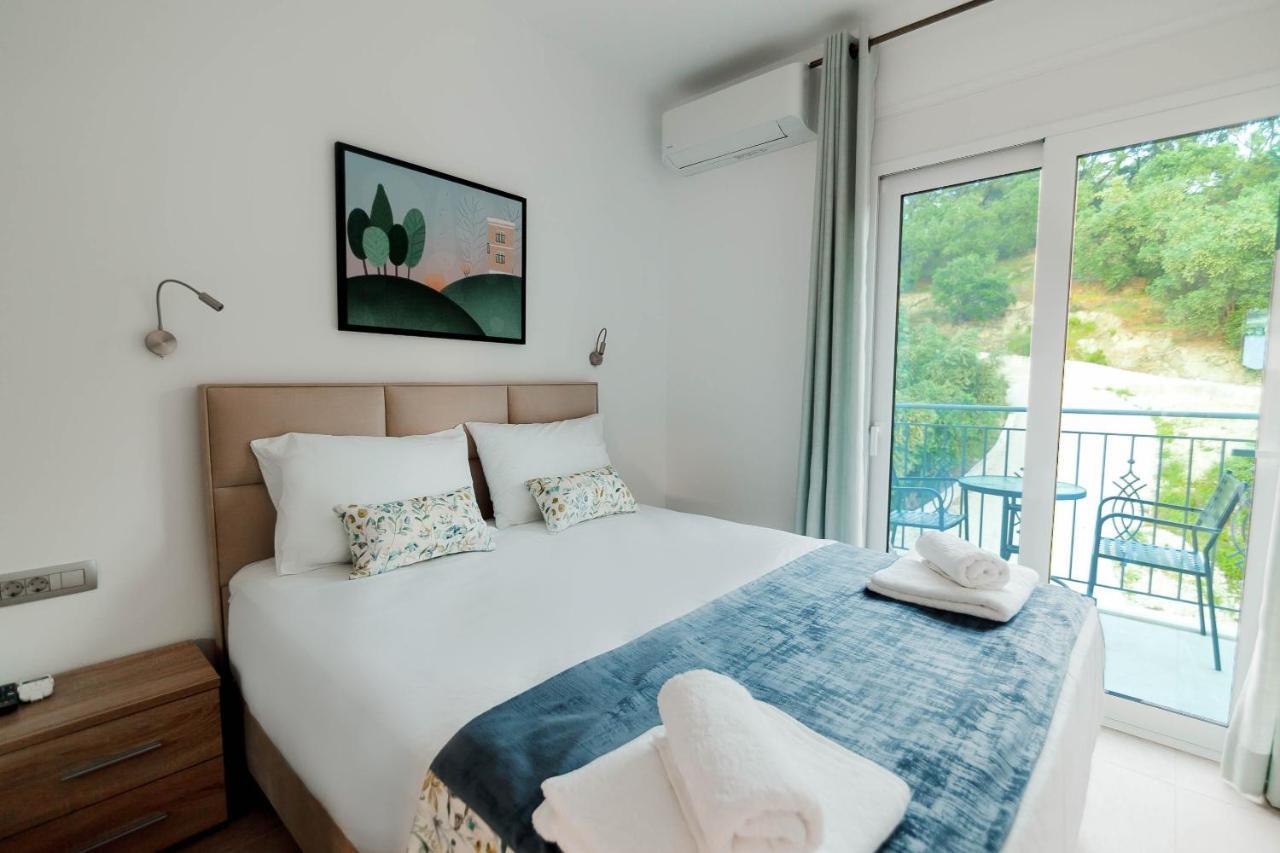 Natura Luxury Suites Parga Bagian luar foto
