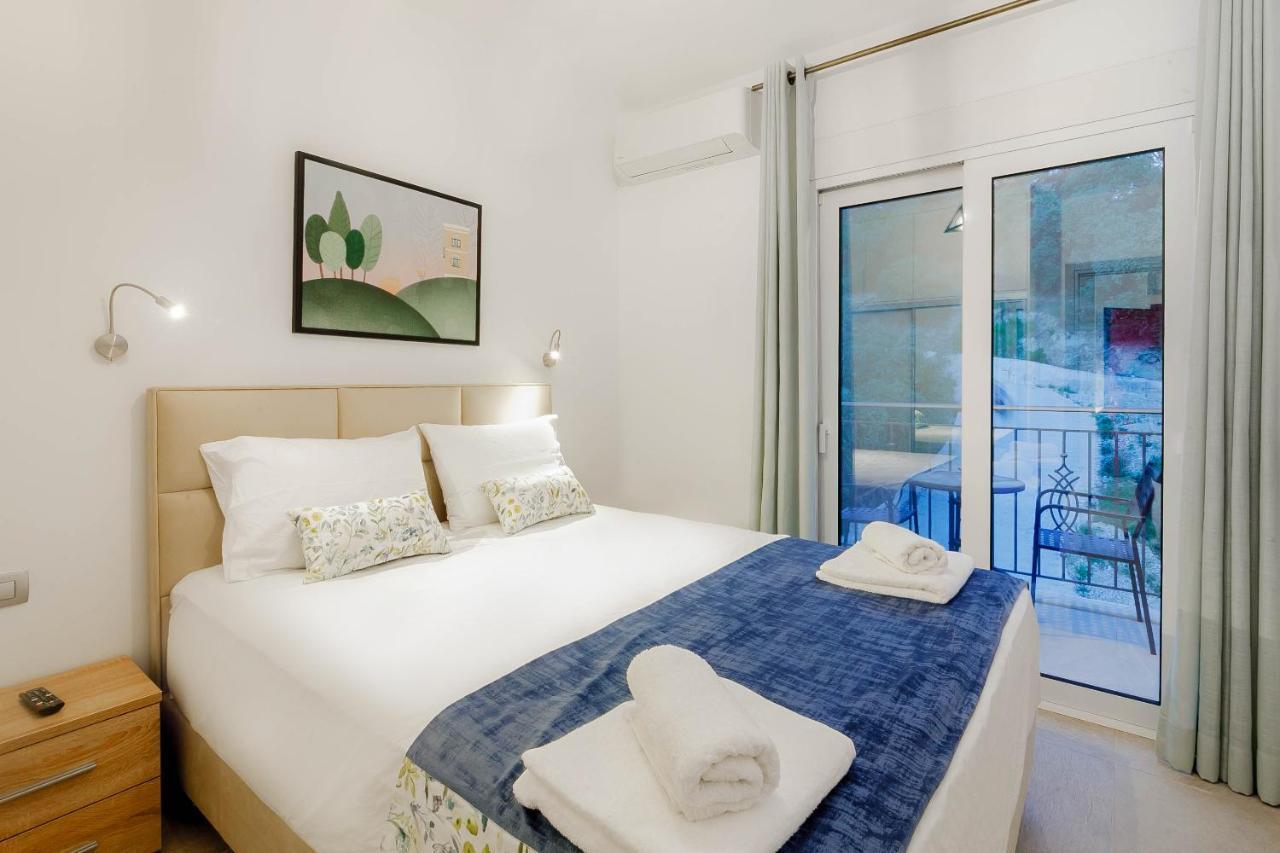 Natura Luxury Suites Parga Bagian luar foto