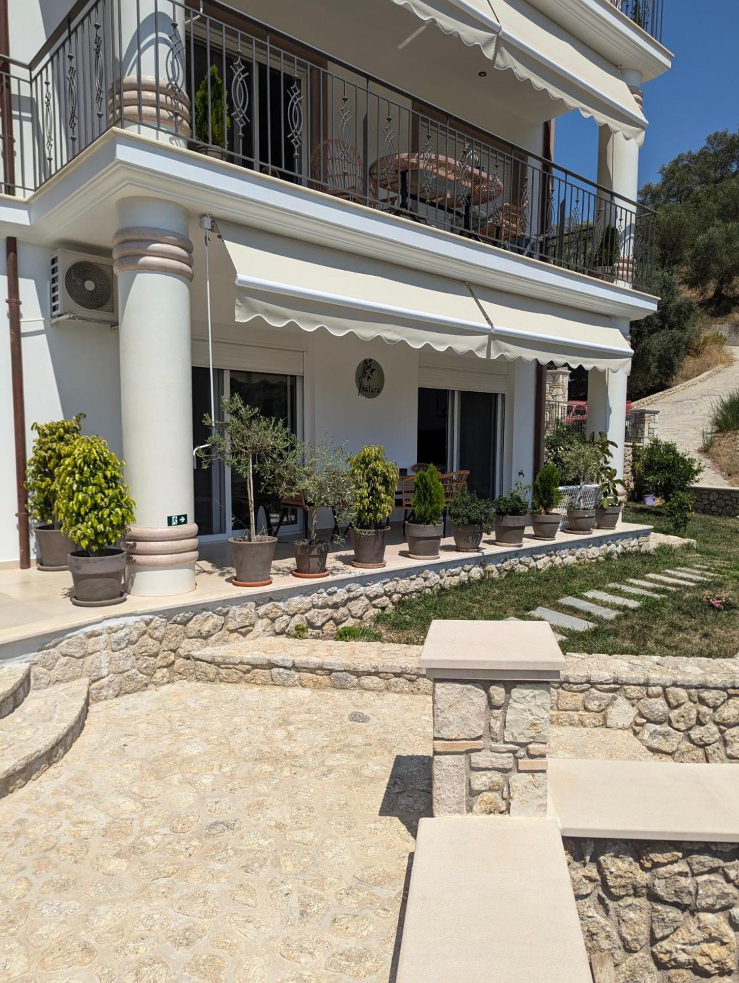 Natura Luxury Suites Parga Bagian luar foto